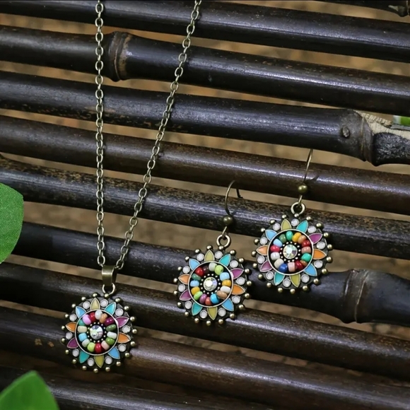 COPY - Jewelry set - Picture 3 of 3